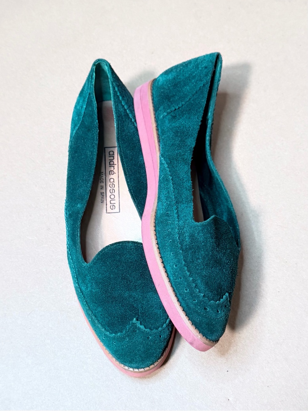 andre assous Hunter Green suede Oxford flats shoes sz 7 EUC designer